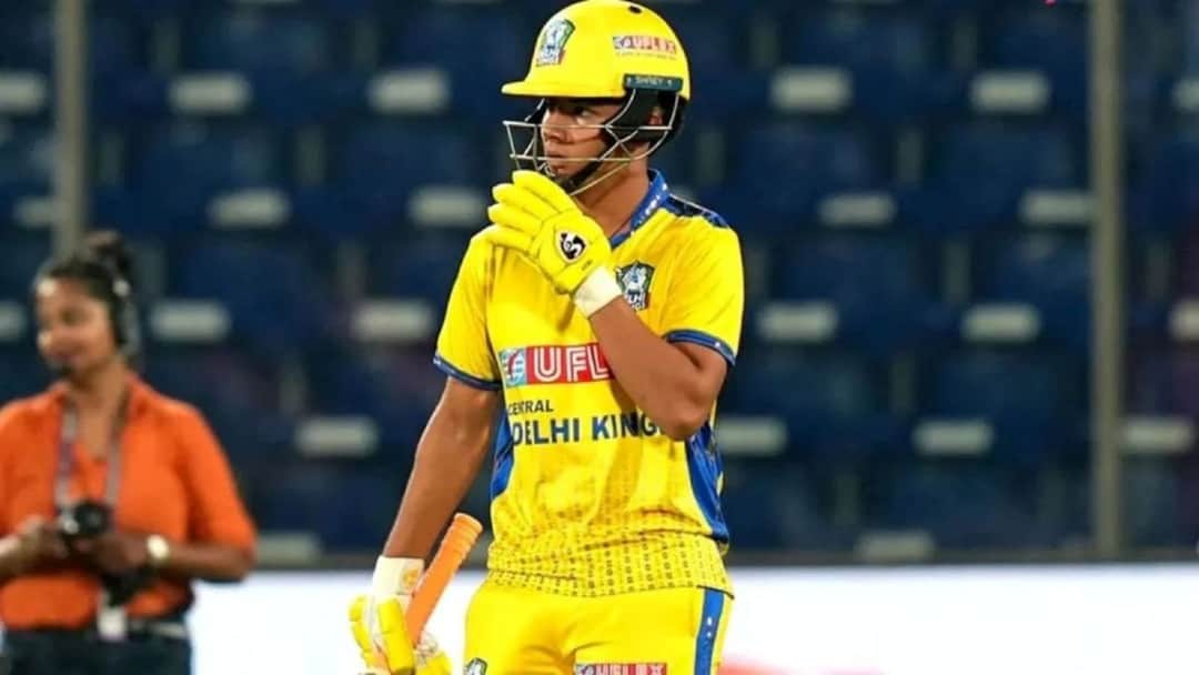 Aaryavir Sehwag scored 22 runs off 16 balls